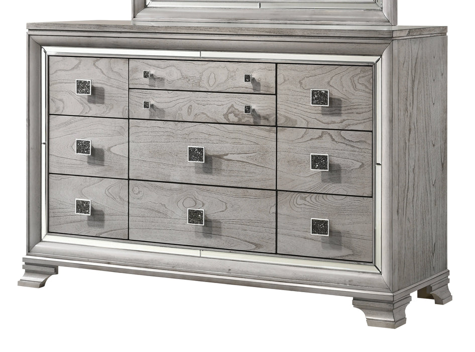 Vail Dresser